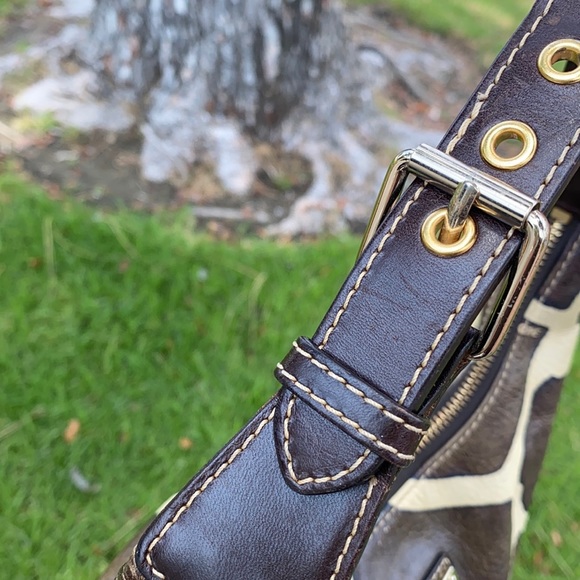 DOONEY & BOURKE BROWN LEATHER GIRAFFE PRINT PURSE SMALL BUCKET SHOULDER BAG - Picture 13 of 15